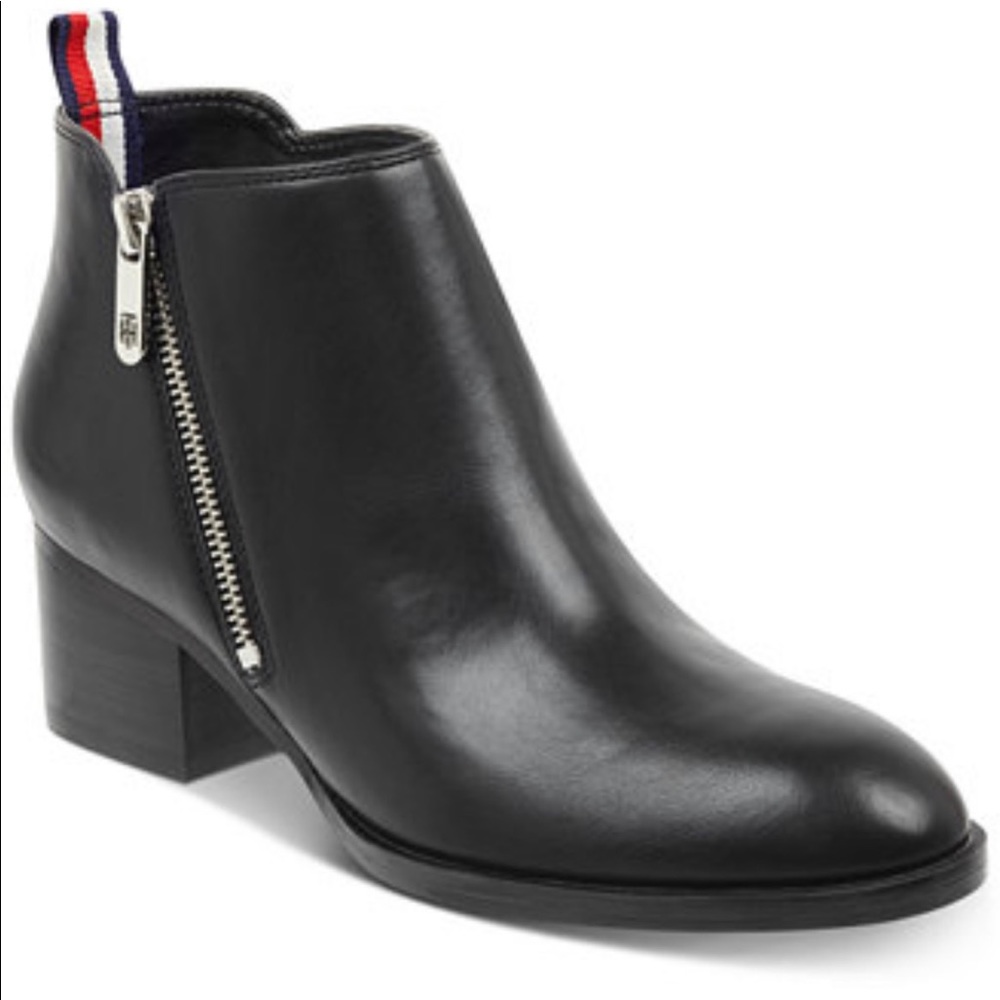 Tommy Hilfiger Boots. Black 7 1/2 Womens